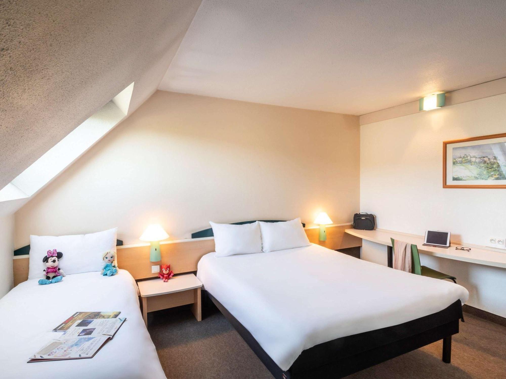 ไอบิส เครย-ซูร์-อวส Hotel Villers-Saint-Paul ภายนอก รูปภาพ